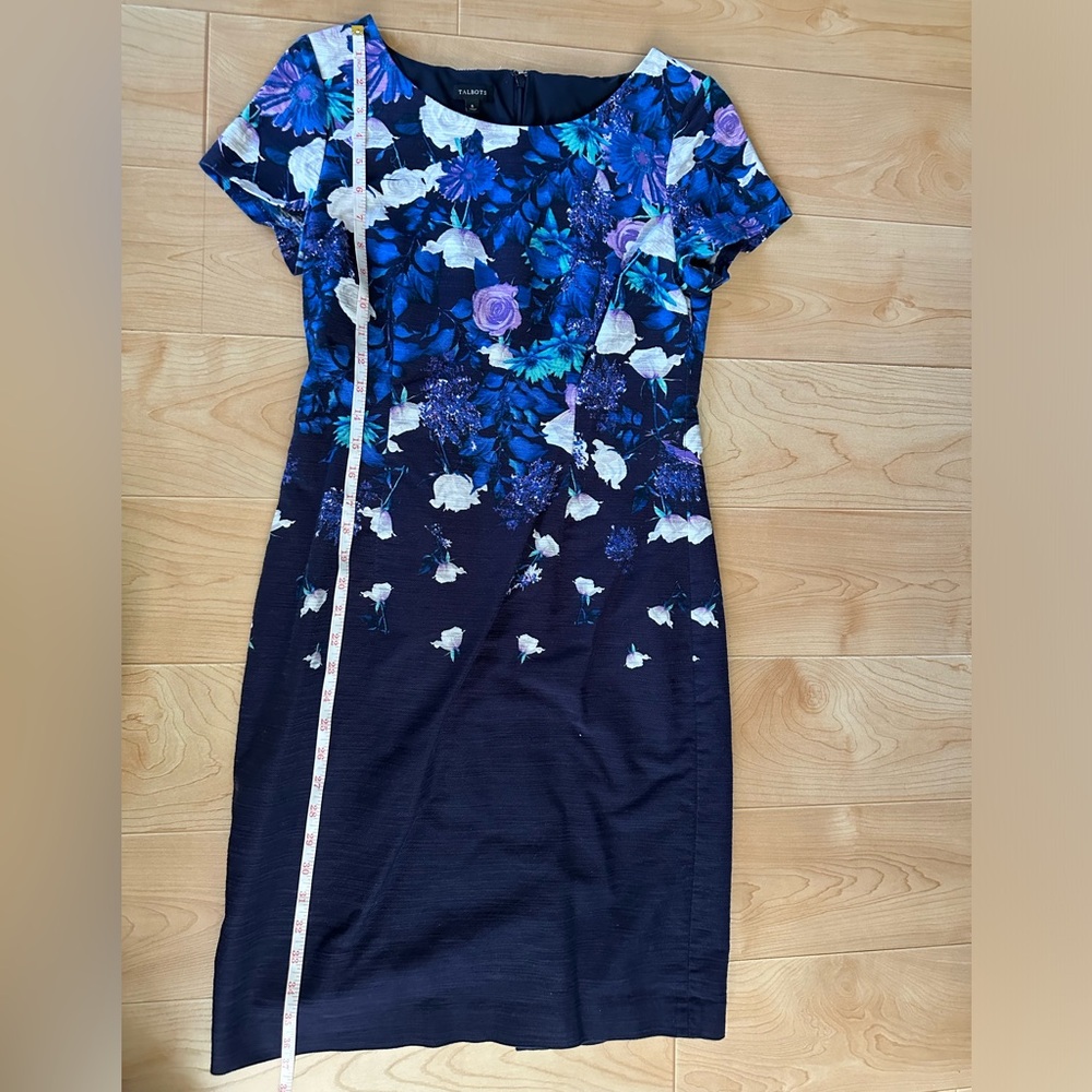 🌻 2/$10 Talbots Floral Ombré Sheath Dress Navy Blue Purple size 6 - Picture 11 of 12